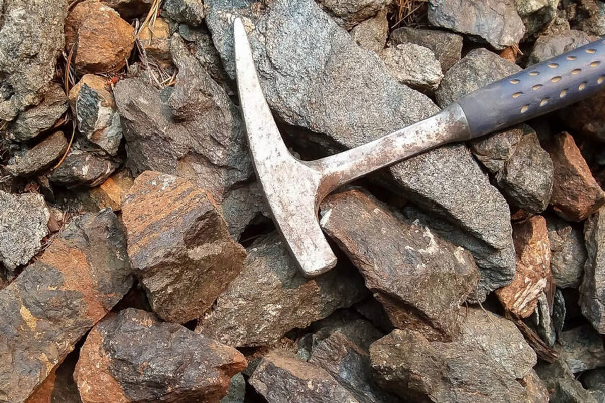 From Dependency to Autonomy? Europe’s 47 Critical Raw Materials Projects